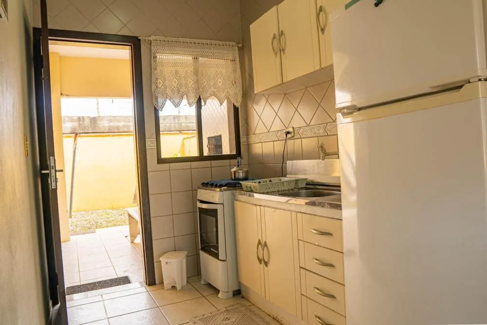 Casa 100m da praia, 10 pessoas, 3 quartos, Bombinhas, na 403 Rua Ipê Roxo em Bombinhas/SC — foto 10