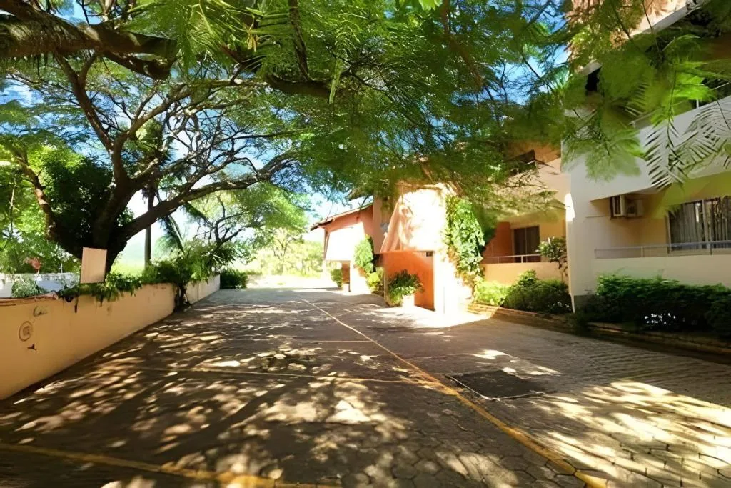 Flamboyant Apartamentos Bombinhas, Bombinhas, na Rua Tinguaçu, 198 Praia de Bombas em Bombinhas/SC — foto 24
