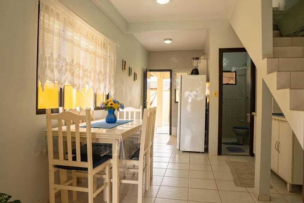 Casa 100m da praia, 10 pessoas, 3 quartos, Bombinhas, na 403 Rua Ipê Roxo em Bombinhas/SC — foto 11