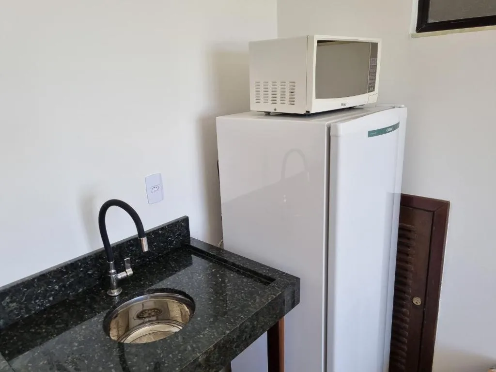 Residencial Suites Mariscal, Bombinhas, na 1469 Avenida Aroeira da Praia em Bombinhas/SC — foto 10