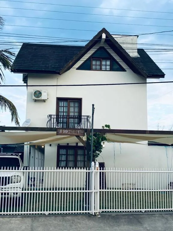 Casa 100m da praia, 10 pessoas, 3 quartos, Bombinhas, na 403 Rua Ipê Roxo em Bombinhas/SC — foto 21