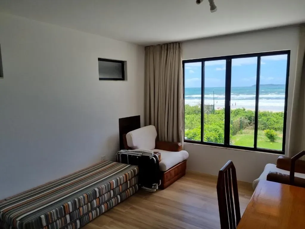 Residencial Suites Mariscal, Bombinhas, na 1469 Avenida Aroeira da Praia em Bombinhas/SC — foto 18
