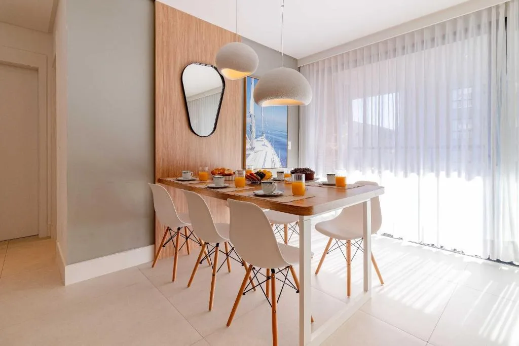 Lumina - Luxuoso apartamento, Bombinhas, na 1890 Av Leopoldo Zarling em Bombinhas/SC — foto 12