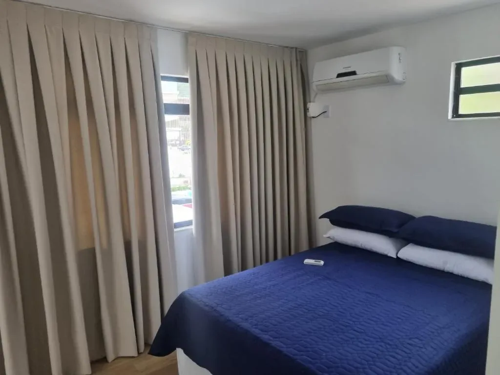 Residencial Suites Mariscal, Bombinhas, na 1469 Avenida Aroeira da Praia em Bombinhas/SC — foto 25