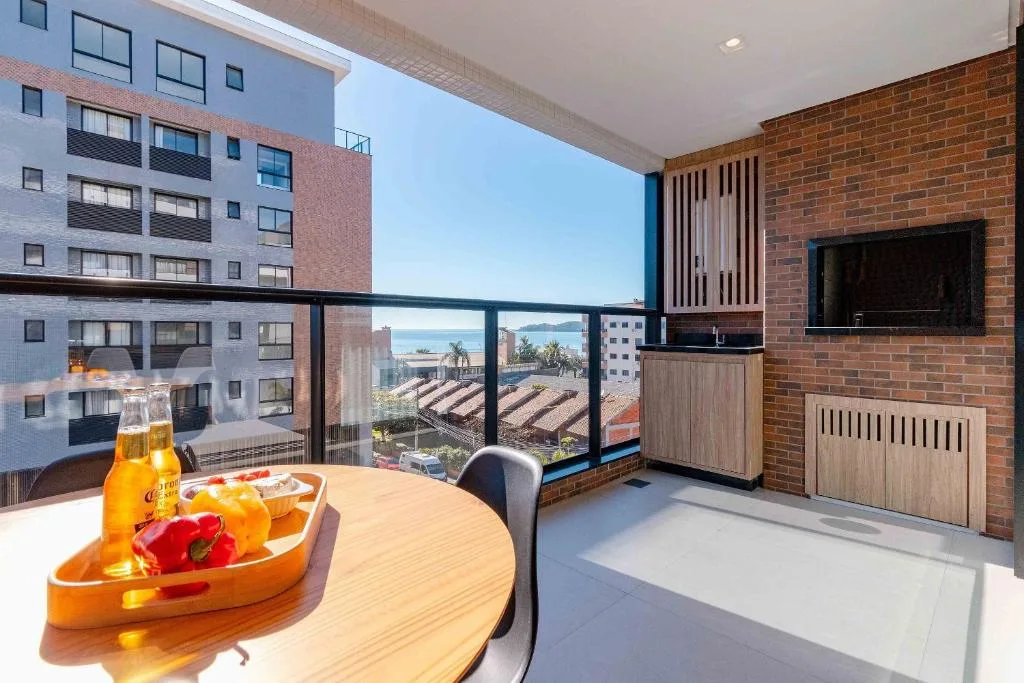 Lumina - Luxuoso apartamento, Bombinhas, na 1890 Av Leopoldo Zarling em Bombinhas/SC — foto 23