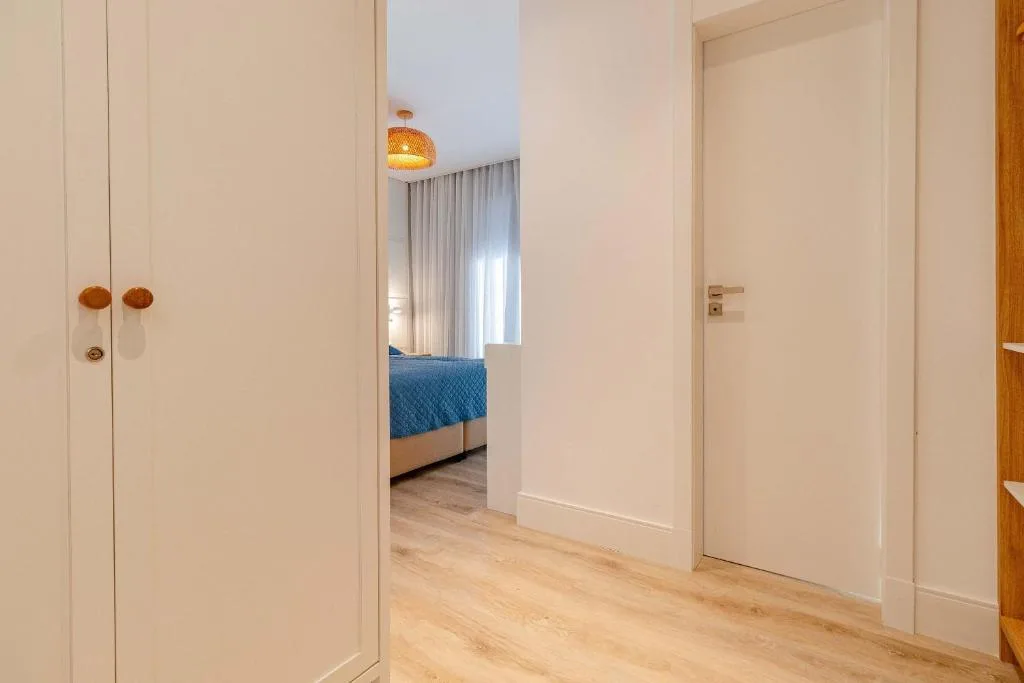 Lumina - Luxuoso apartamento, Bombinhas, na 1890 Av Leopoldo Zarling em Bombinhas/SC — foto 28