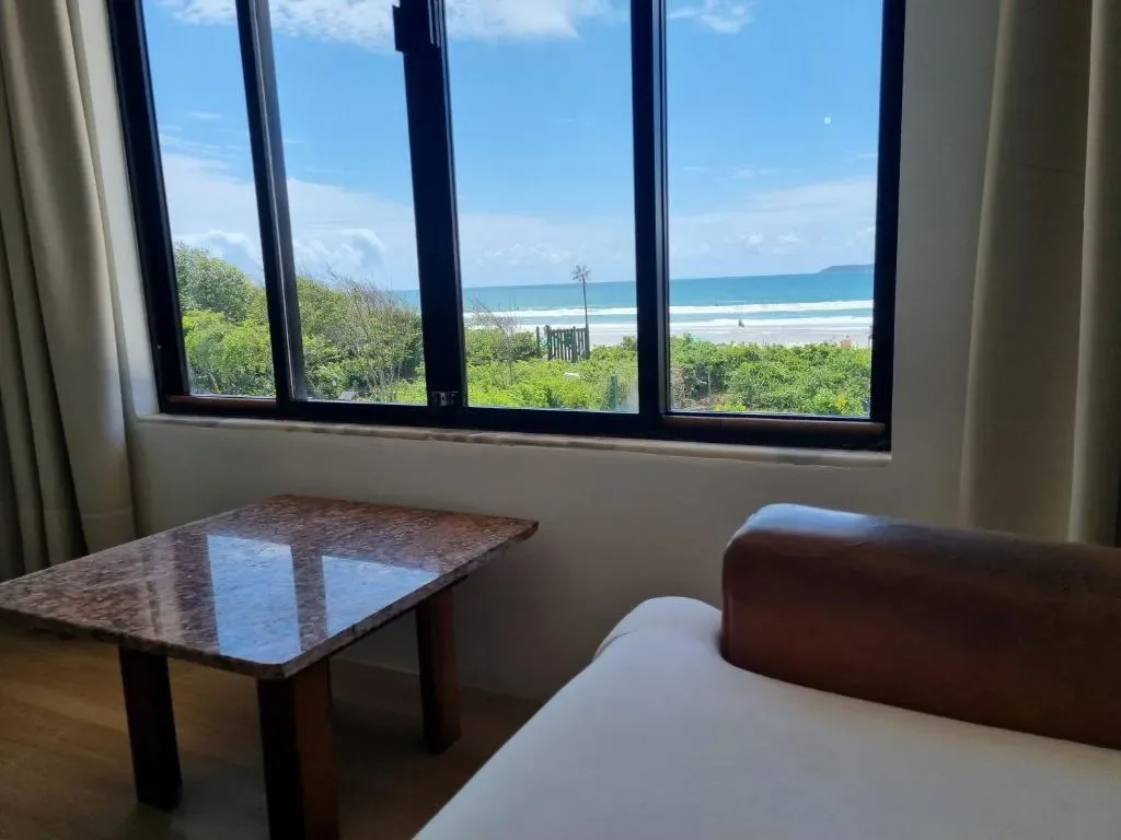 Residencial Suites Mariscal, Bombinhas, na 1469 Avenida Aroeira da Praia em Bombinhas/SC — foto 40