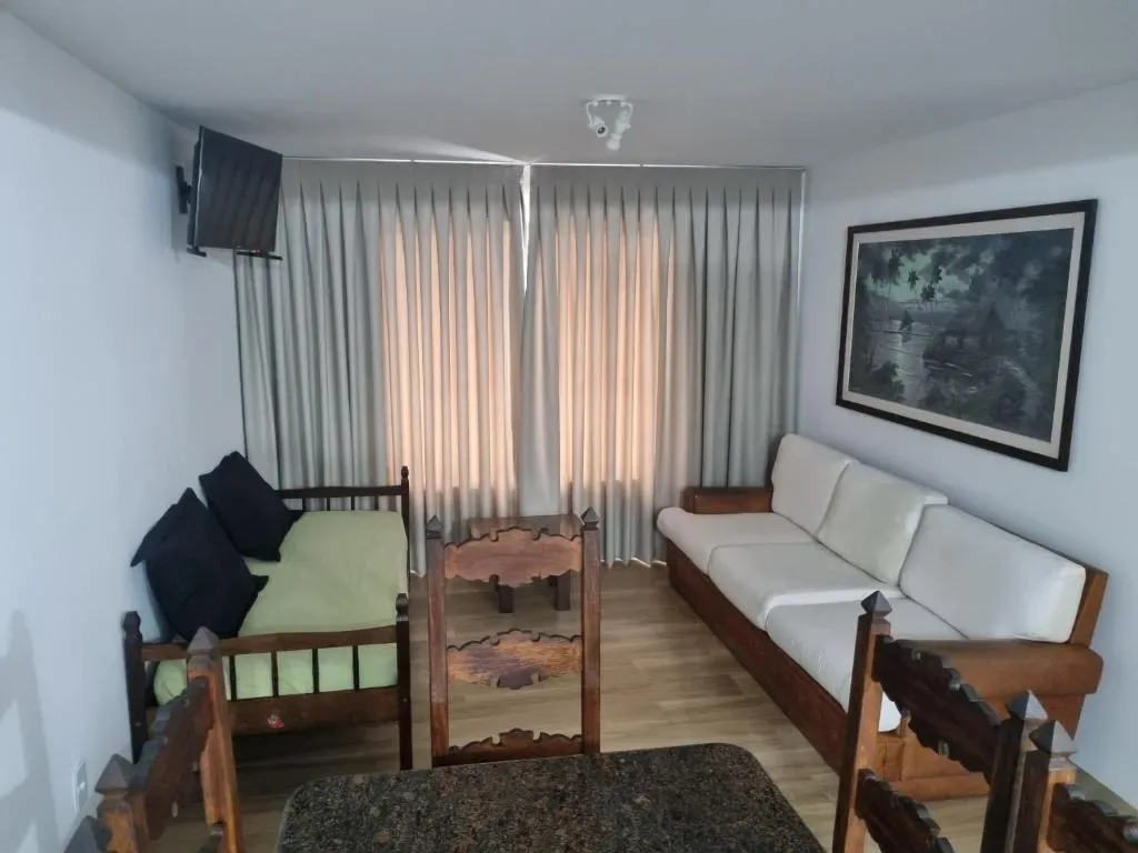Residencial Suites Mariscal, Bombinhas, na 1469 Avenida Aroeira da Praia em Bombinhas/SC — foto 41
