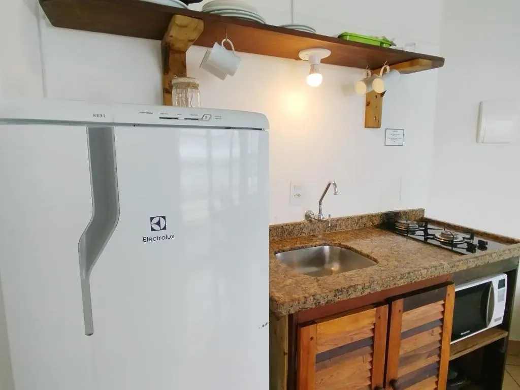 Residencial Vila do Sol, Apartamentos com pé na areia, Bombinhas, na Rua Leopoldo Zarling em Bombinhas/SC — foto 24