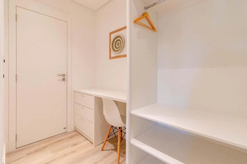 Lumina - Luxuoso apartamento, Bombinhas, na 1890 Av Leopoldo Zarling em Bombinhas/SC — foto 36