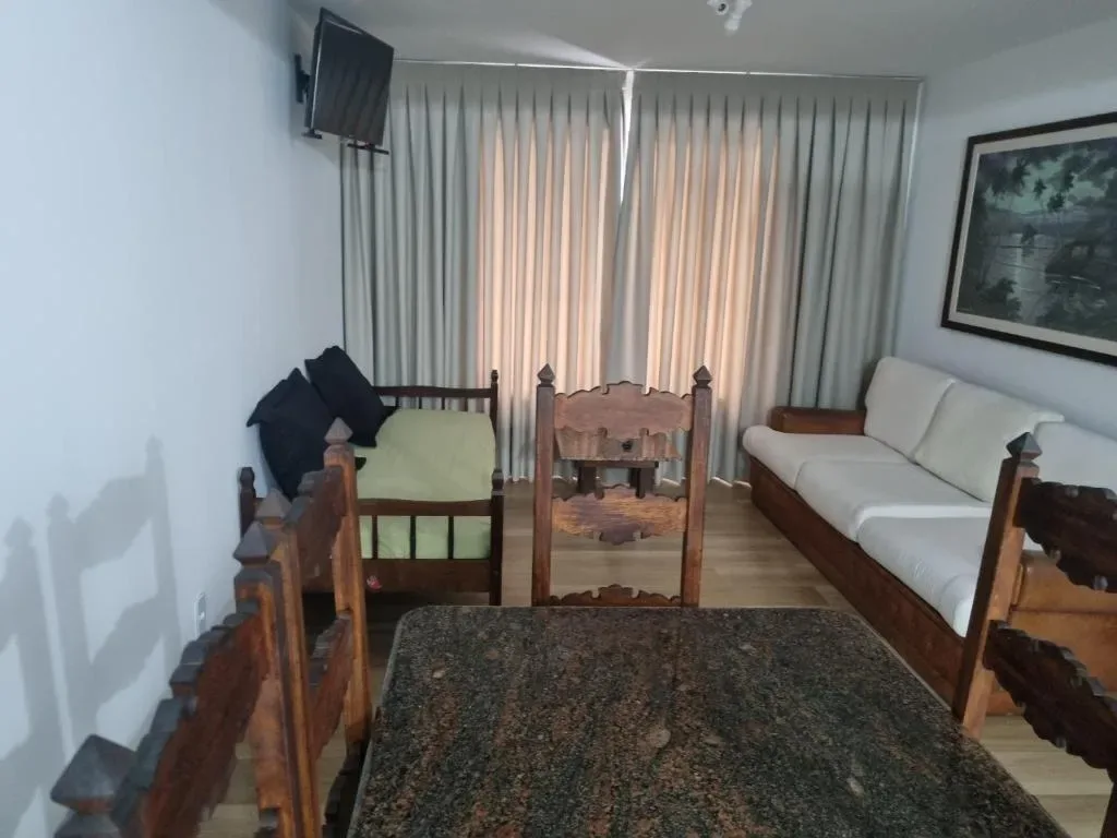 Residencial Suites Mariscal, Bombinhas, na 1469 Avenida Aroeira da Praia em Bombinhas/SC — foto 49