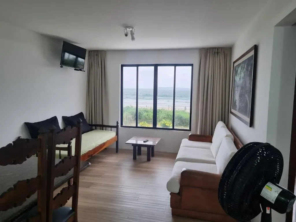 Residencial Suites Mariscal, Bombinhas, na 1469 Avenida Aroeira da Praia em Bombinhas/SC — foto 50