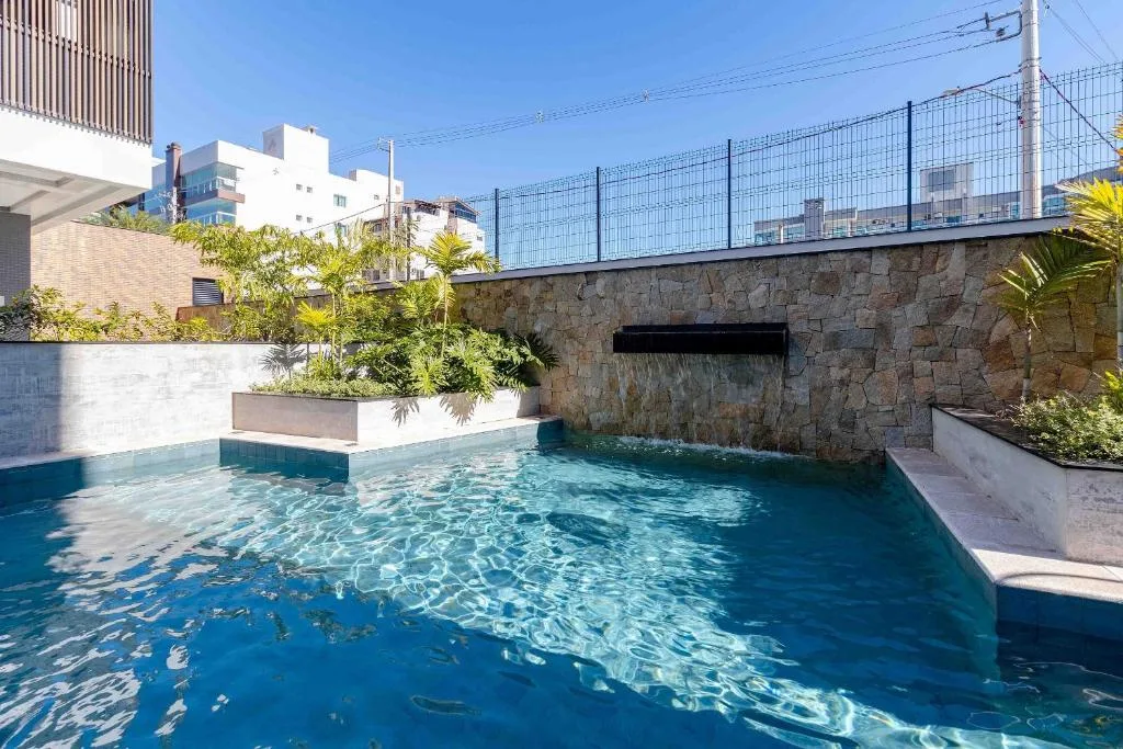 Lumina - Luxuoso apartamento, Bombinhas, na 1890 Av Leopoldo Zarling em Bombinhas/SC — foto 44