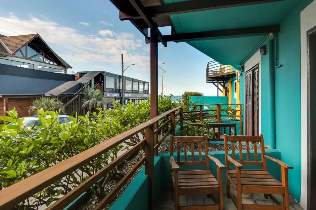 Residencial Vila do Sol, Apartamentos com pé na areia, Bombinhas, na Rua Leopoldo Zarling em Bombinhas/SC — foto 40