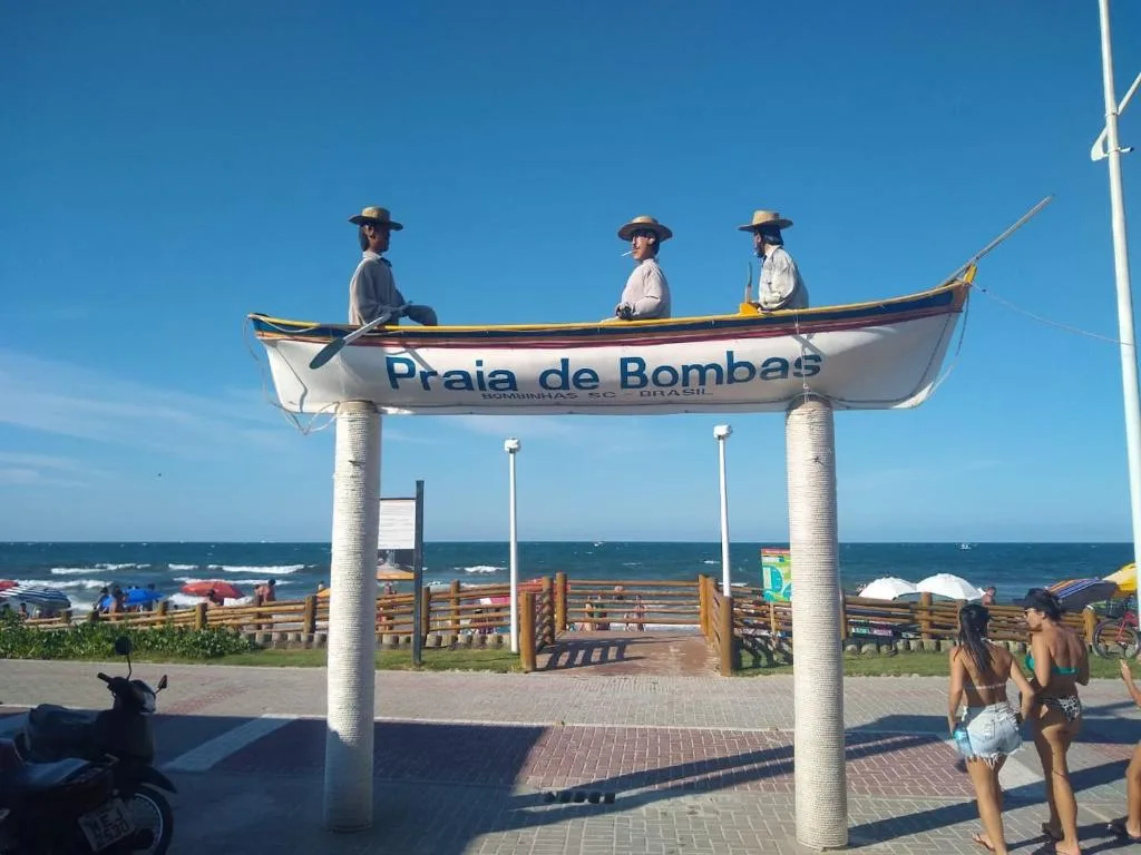 ILHA DE MAJORCA-Apto, Bombinhas, na 2468 Avenida Leopoldo Zarling Apartamento em Bombinhas/SC — foto 9