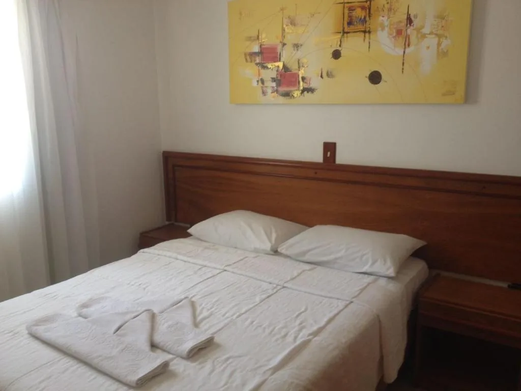 Raio do Sol Residence, Bombinhas, na AVENIDA AROEIRA DA PRAIA em Bombinhas/SC — foto 3