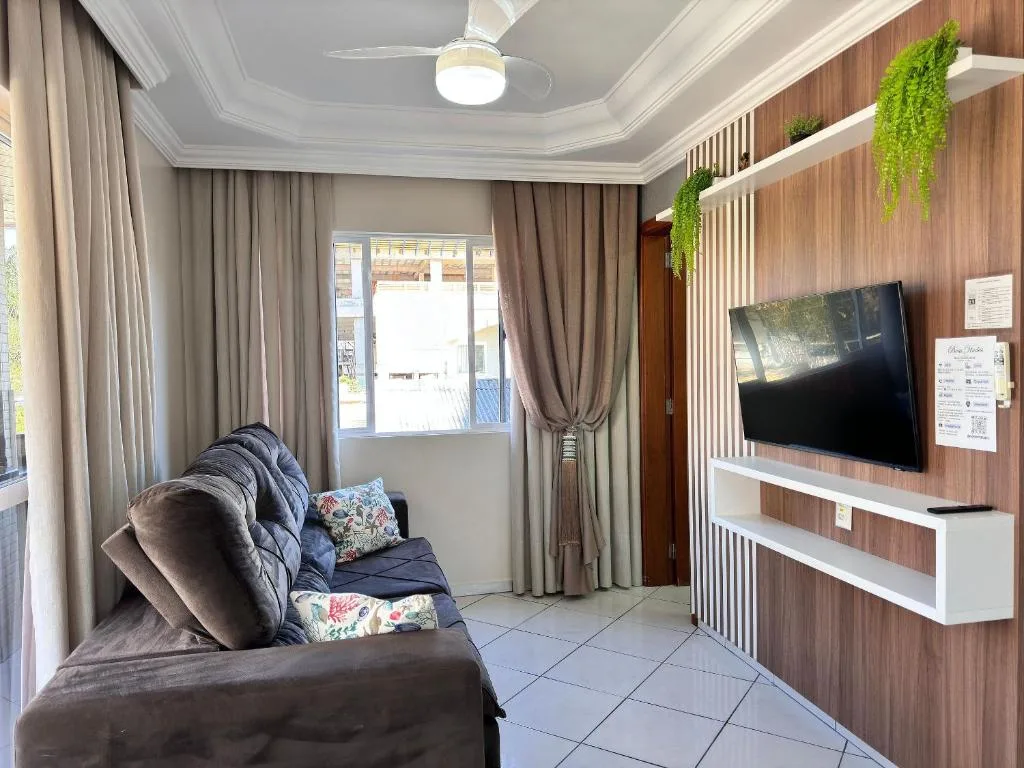 Residencial 364 - Localização privilegiada à 5min da praia, Bombinhas, na Rua Corrupião em Bombinhas/SC — foto 2