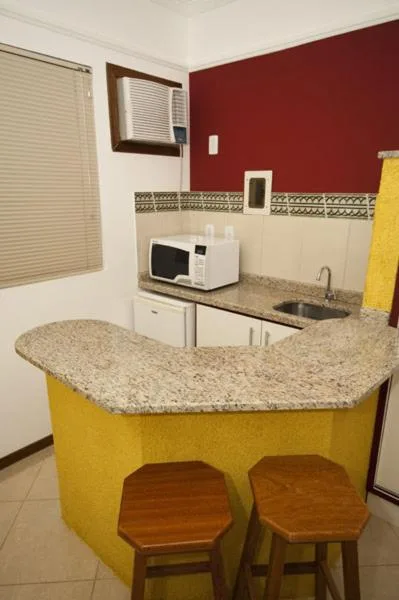 Raio do Sol Residence, Bombinhas, na AVENIDA AROEIRA DA PRAIA em Bombinhas/SC — foto 10