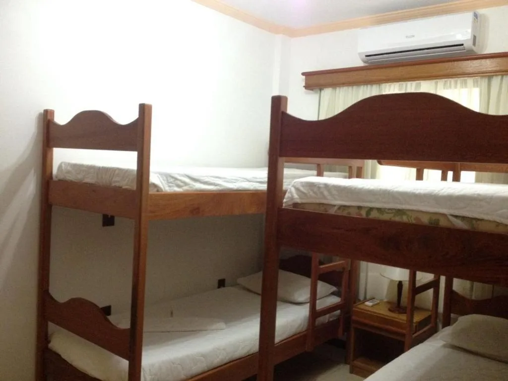 Raio do Sol Residence, Bombinhas, na AVENIDA AROEIRA DA PRAIA em Bombinhas/SC — foto 18