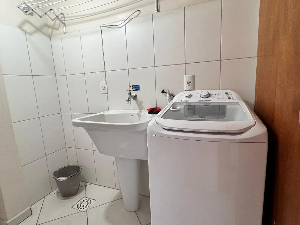 Residencial 364 - Localização privilegiada à 5min da praia, Bombinhas, na Rua Corrupião em Bombinhas/SC — foto 22