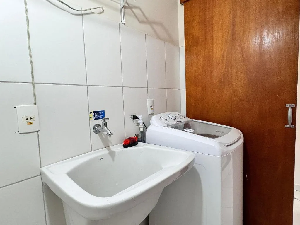 Residencial 364 - Localização privilegiada à 5min da praia, Bombinhas, na Rua Corrupião em Bombinhas/SC — foto 23