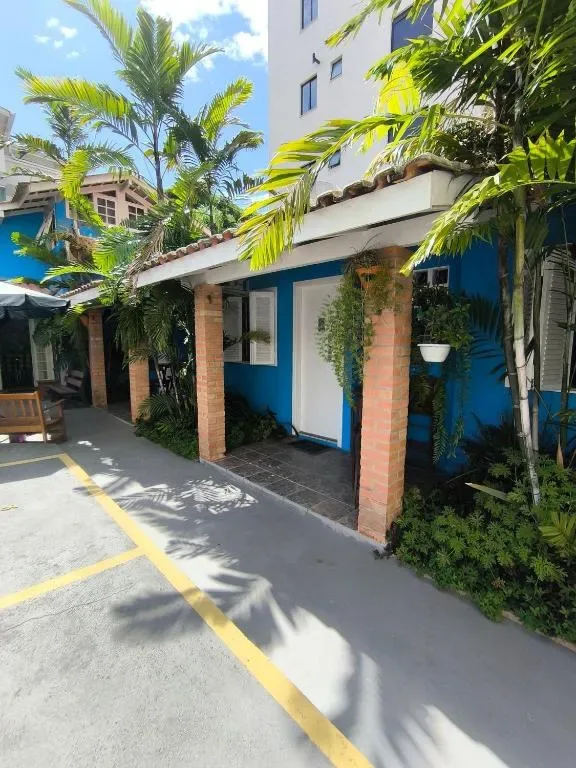 Pousadinha e Residencial Sto António - Praia de Bombas/Bombinhas-SC, Bombinhas, na Rua Beija Flôr em Bombinhas/SC — foto 4