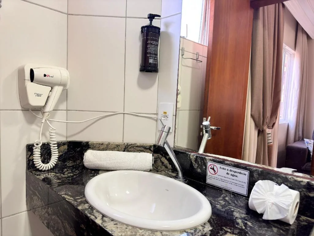 Residencial 364 - Localização privilegiada à 5min da praia, Bombinhas, na Rua Corrupião em Bombinhas/SC — foto 29