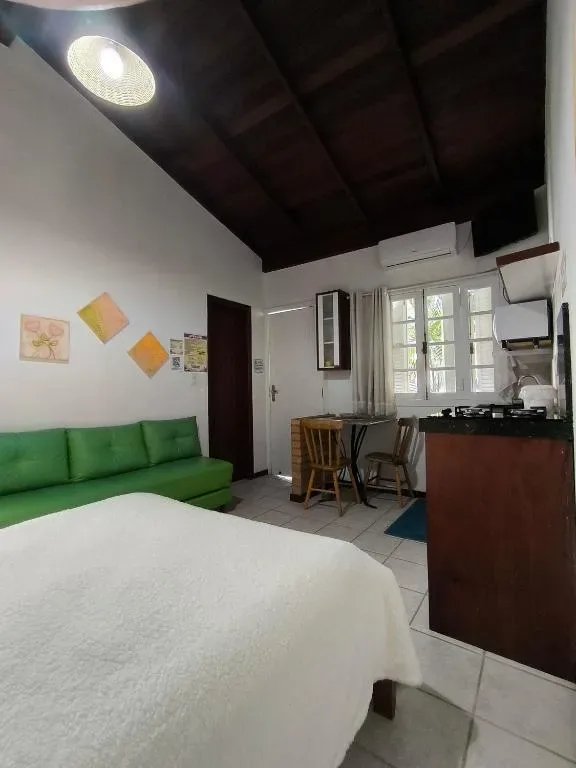 Pousadinha e Residencial Sto António - Praia de Bombas/Bombinhas-SC, Bombinhas, na Rua Beija Flôr em Bombinhas/SC — foto 12