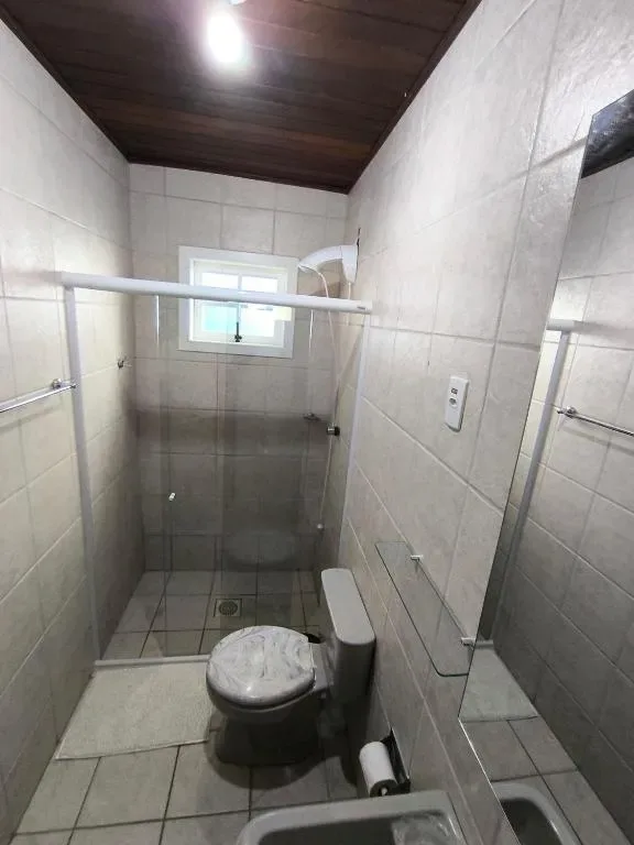 Pousadinha e Residencial Sto António - Praia de Bombas/Bombinhas-SC, Bombinhas, na Rua Beija Flôr em Bombinhas/SC — foto 18
