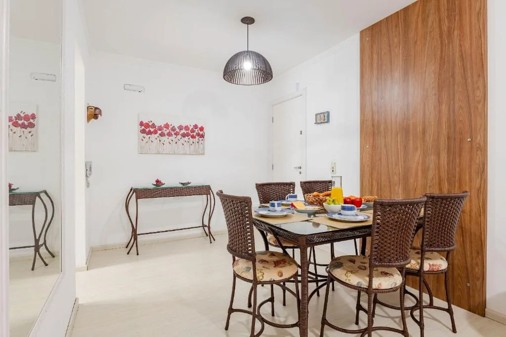 Excelente Apartamento a 240m da Praia de Bombas, Bombinhas, na 236 Rua Tié-Sangue em Bombinhas/SC — foto 5