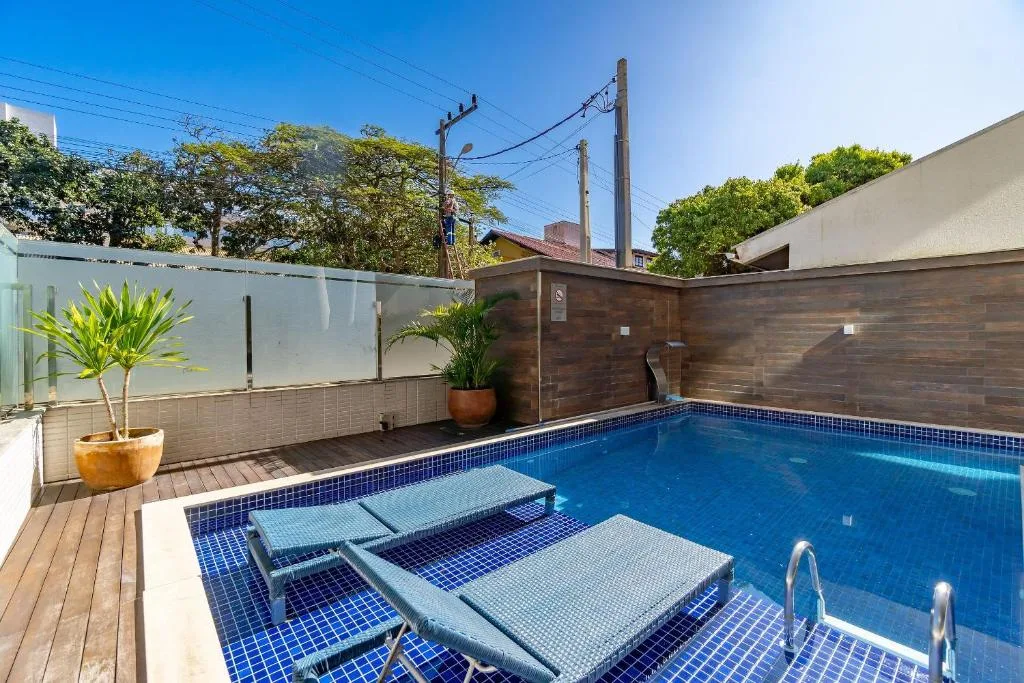 Cobertura Duplex em Condomínio com Piscina, Bombinhas, na 159 Rua Pescada Branca em Bombinhas/SC — foto 9
