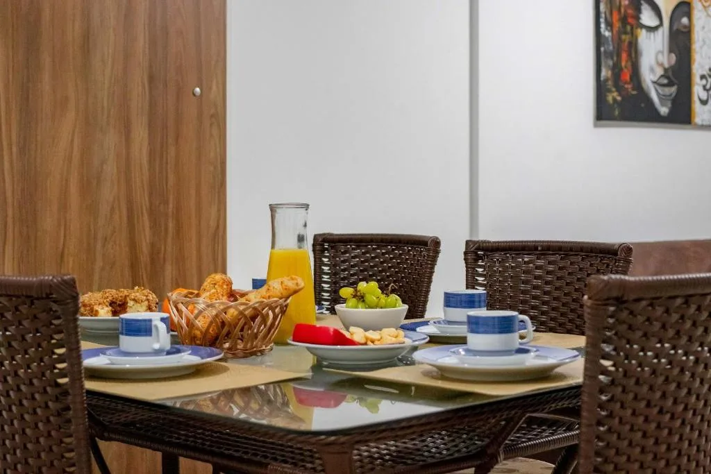 Excelente Apartamento a 240m da Praia de Bombas, Bombinhas, na 236 Rua Tié-Sangue em Bombinhas/SC — foto 6