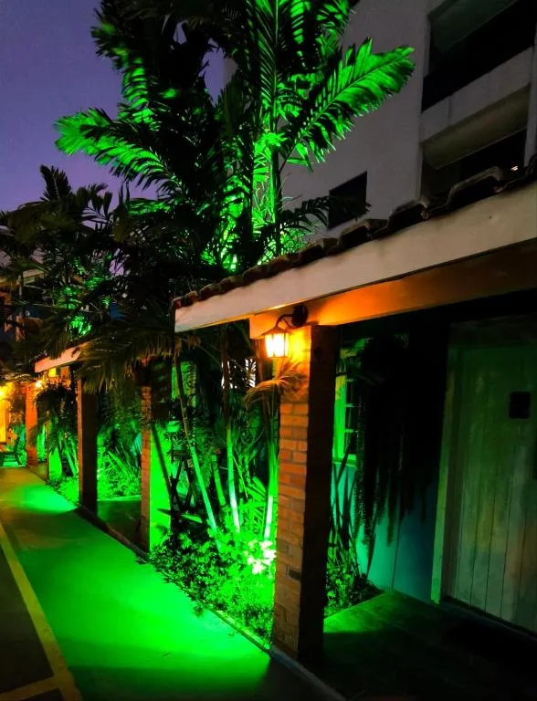 Pousadinha e Residencial Sto António - Praia de Bombas/Bombinhas-SC, Bombinhas, na Rua Beija Flôr em Bombinhas/SC — foto 27
