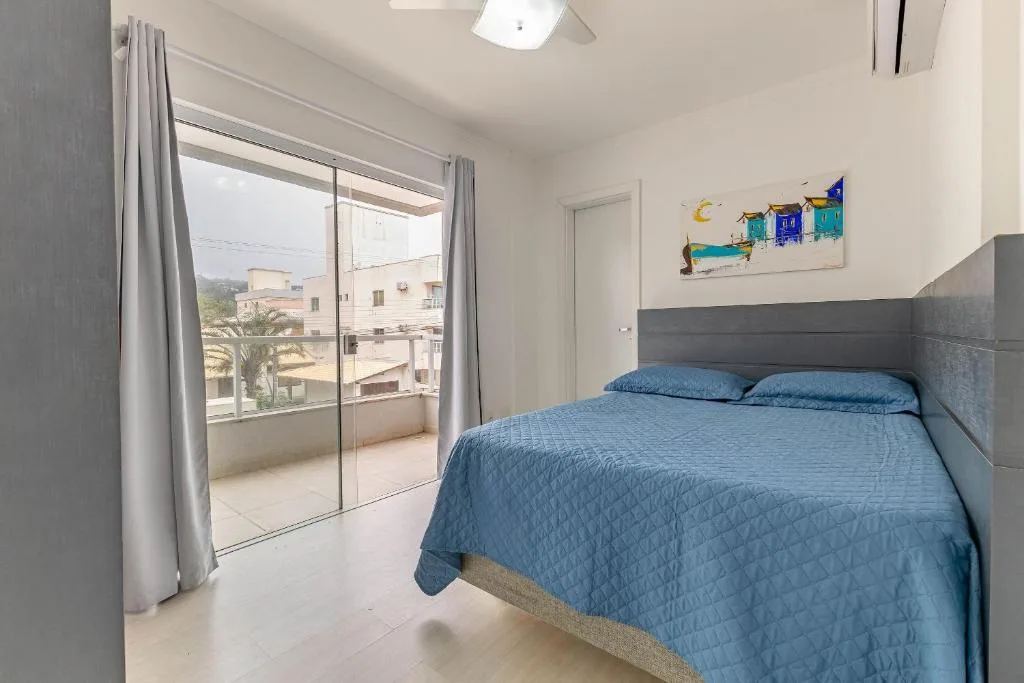 Excelente Apartamento a 240m da Praia de Bombas, Bombinhas, na 236 Rua Tié-Sangue em Bombinhas/SC — foto 11