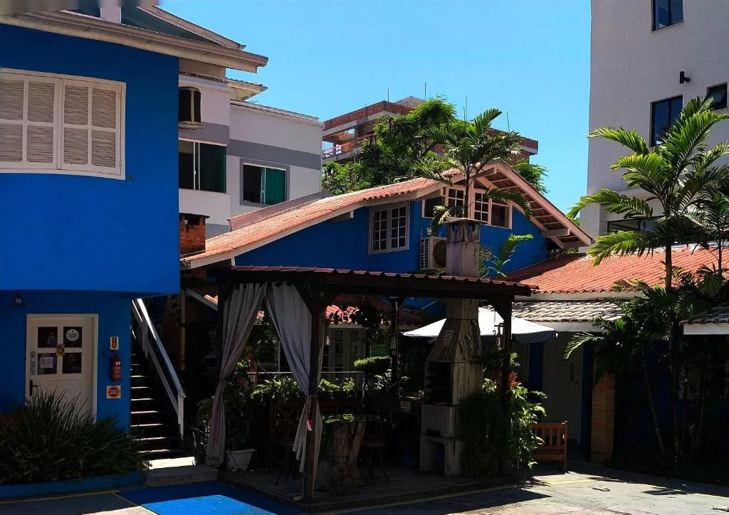 Pousadinha e Residencial Sto António - Praia de Bombas/Bombinhas-SC, Bombinhas, na Rua Beija Flôr em Bombinhas/SC — foto 31
