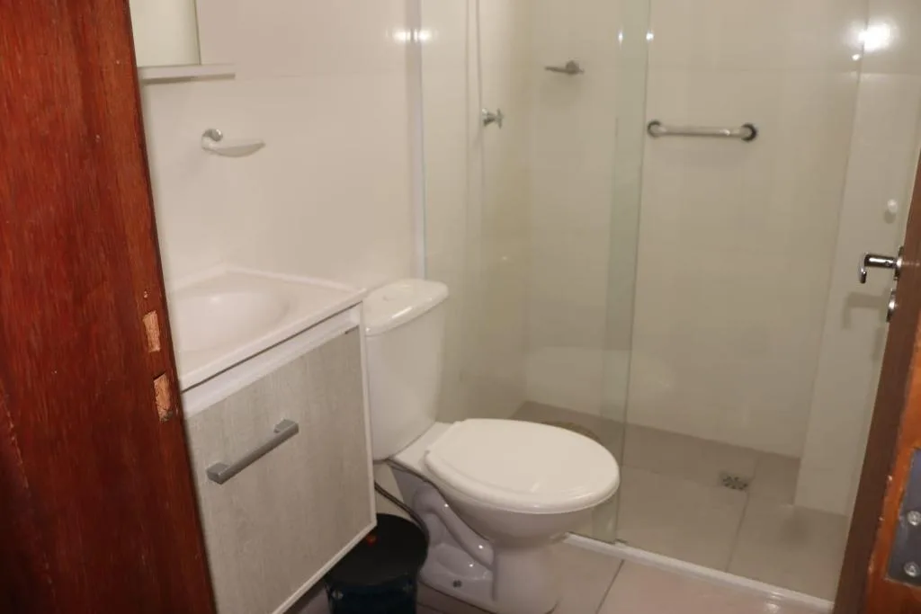 Enseada de Zimbros Residencial, Bombinhas, na 790 Rua Rio Tapajós / Rua Rio Jurua 144 Apartamento em Bombinhas/SC — foto 6