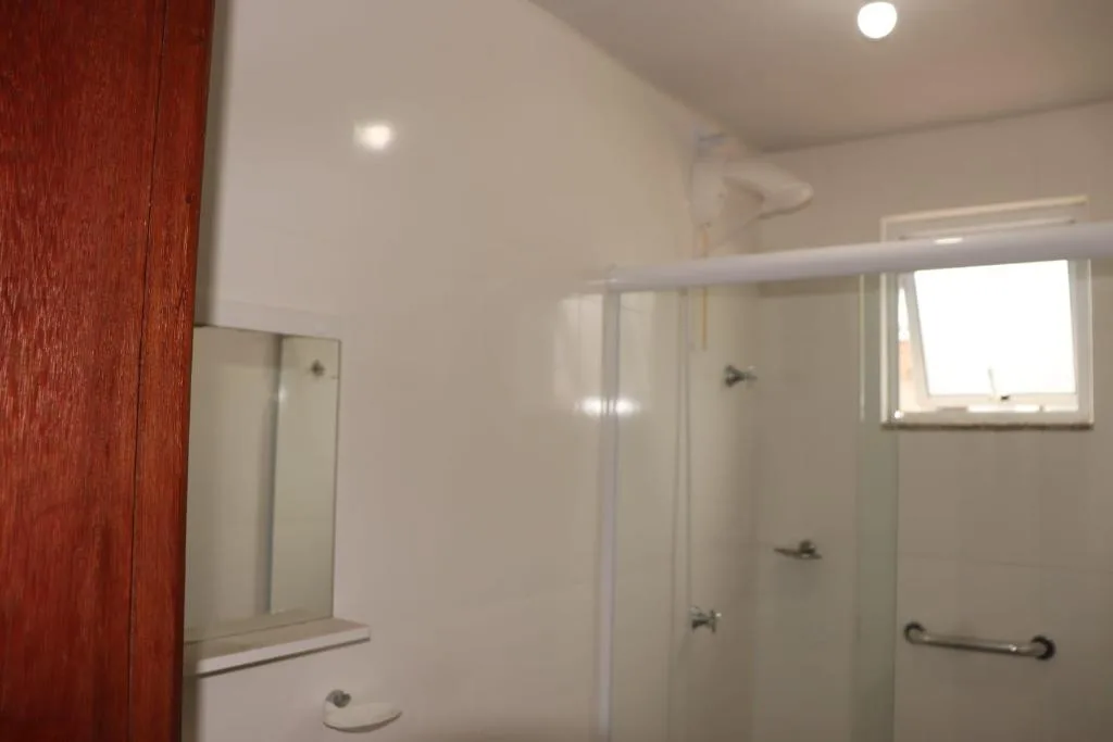 Enseada de Zimbros Residencial, Bombinhas, na 790 Rua Rio Tapajós / Rua Rio Jurua 144 Apartamento em Bombinhas/SC — foto 13