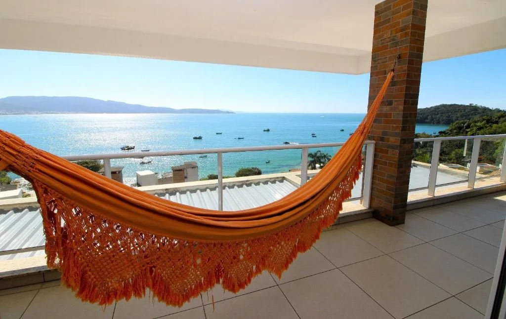 Flat Vista para o Mar e Piscina em Bombinhas 1082, Bombinhas, na 310 Av. Garoupas em Bombinhas/SC