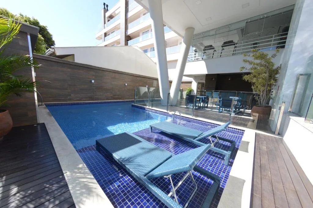 Cobertura Duplex em Condomínio com Piscina, Bombinhas, na 159 Rua Pescada Branca em Bombinhas/SC — foto 43