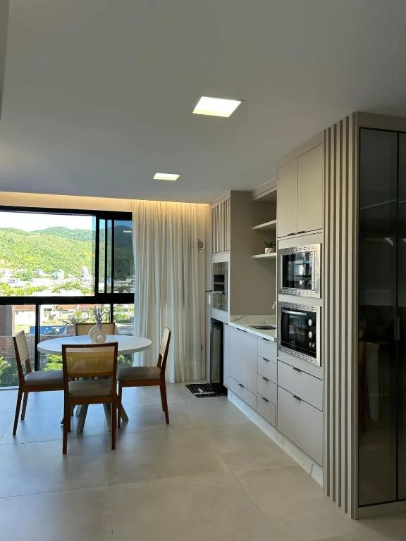 Apartamento novo frente mar, Porto Belo, na Avenida Senador Atílio Fontana, 633 em Porto Belo/SC — foto 5
