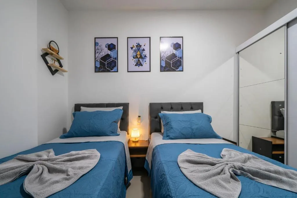 Encantador Apartamento 100m da Praia com vista mar, Porto Belo, na Rua Rubens Alves, 189 - apto em Porto Belo/SC — foto 4