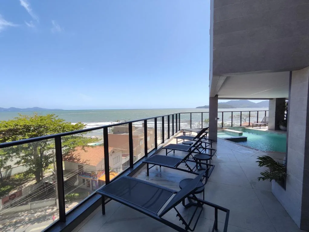 Apartamento novo frente mar, Porto Belo, na Avenida Senador Atílio Fontana, 633 em Porto Belo/SC — foto 42