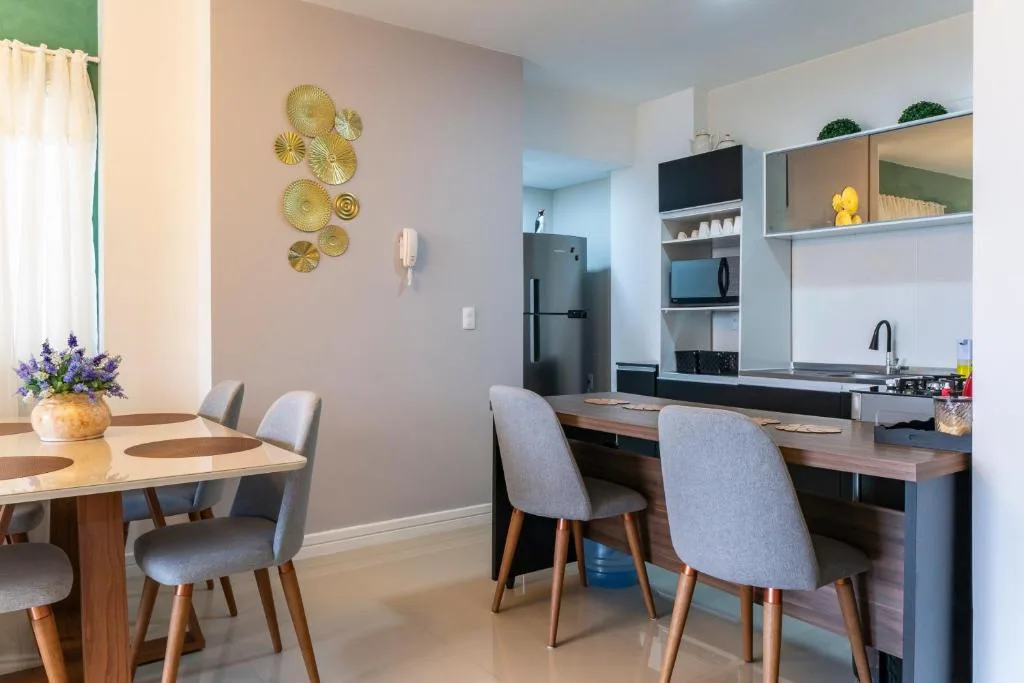 Encantador Apartamento 100m da Praia com vista mar, Porto Belo, na Rua Rubens Alves, 189 - apto em Porto Belo/SC — foto 28