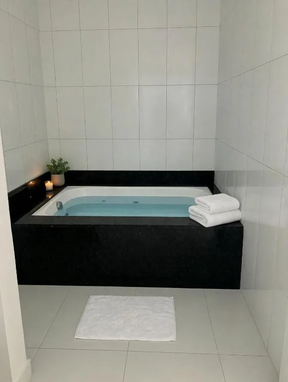 Casa inteira 3 quartos 6 pessoas com piscina de água salgada e hidromassagem em Porto Belo á 8 min do mar, Porto Belo, na R. Cap. Gualberto Leal Nunes em Porto Belo/SC — foto 3