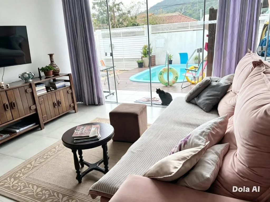 Casa inteira 3 quartos 6 pessoas com piscina de água salgada e hidromassagem em Porto Belo á 8 min do mar, Porto Belo, na R. Cap. Gualberto Leal Nunes em Porto Belo/SC — foto 9
