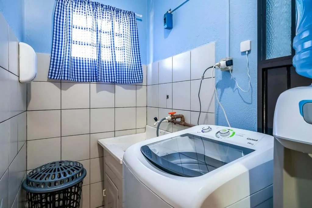 Casa completa para Familia e amigos com enxoval e varanda com churrasqueira e cozinha externa para ate 8 pessoas, Porto Belo, na Rua Maurilio Manoel da Silva, 184 casa em Porto Belo/SC — foto 14