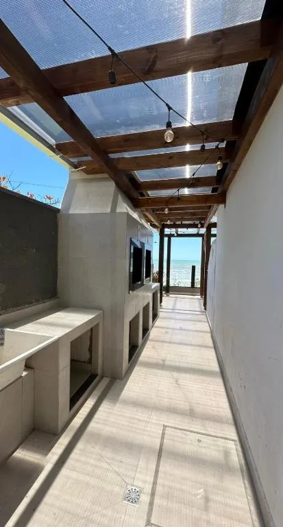 02 APARTAMENTO TÉRREO BEIRA MAR - Apto 02, Porto Belo, na 1186 Avenida Senador Atílio Fontana Residencial Gian e Giovanni em Porto Belo/SC — foto 5