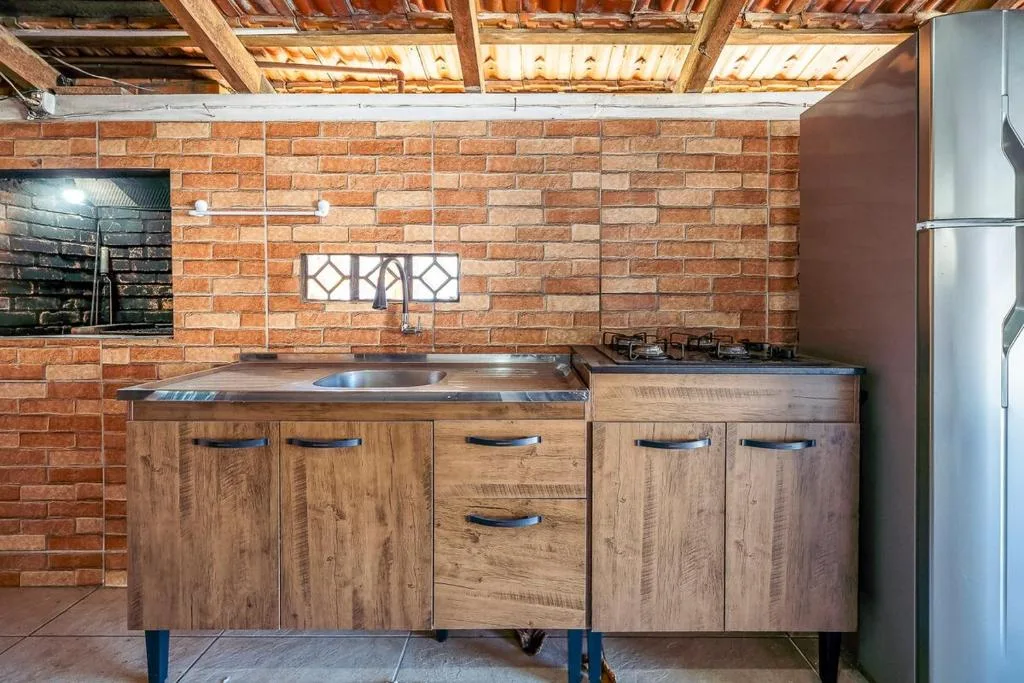 Casa completa para Familia e amigos com enxoval e varanda com churrasqueira e cozinha externa para ate 8 pessoas, Porto Belo, na Rua Maurilio Manoel da Silva, 184 casa em Porto Belo/SC — foto 21