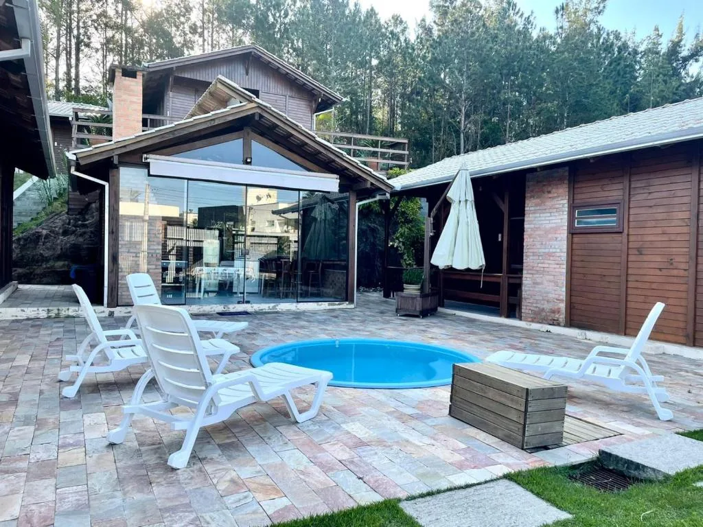 Cabana com piscina - 5 min a pé da praia - Porto Belo, Porto Belo, na Rua Diamantina Mendes em Porto Belo/SC