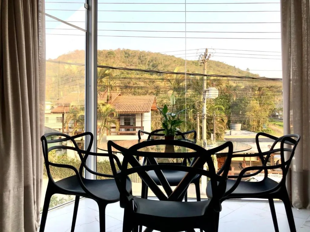 Apto Loft Novo - Porto Belo - 5 min a pé da praia, Porto Belo, na 629 Avenida Governador Celso Ramos em Porto Belo/SC — foto 6